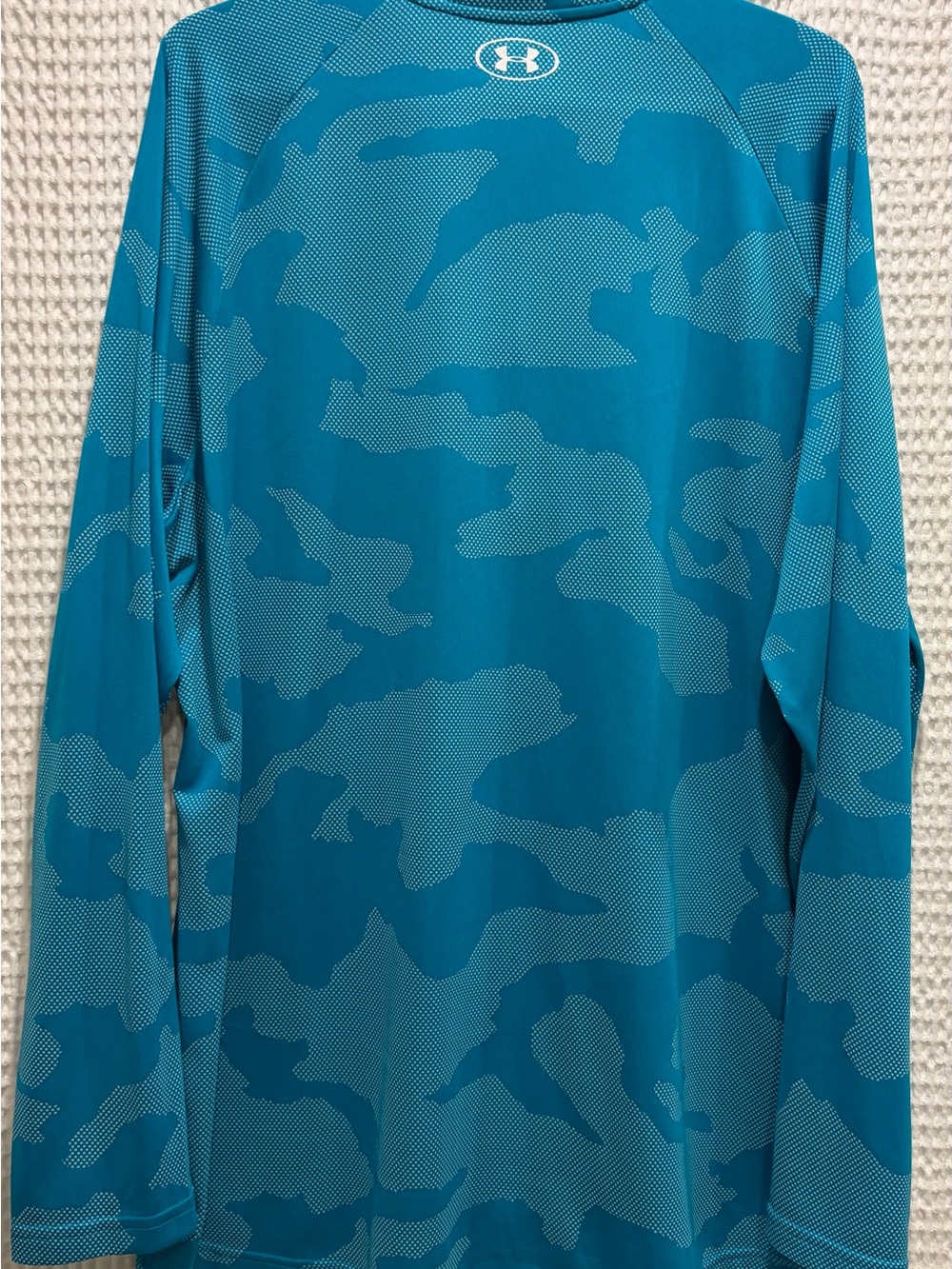 Under Armour Teal Blue Camo Long Sleeve Performance Top